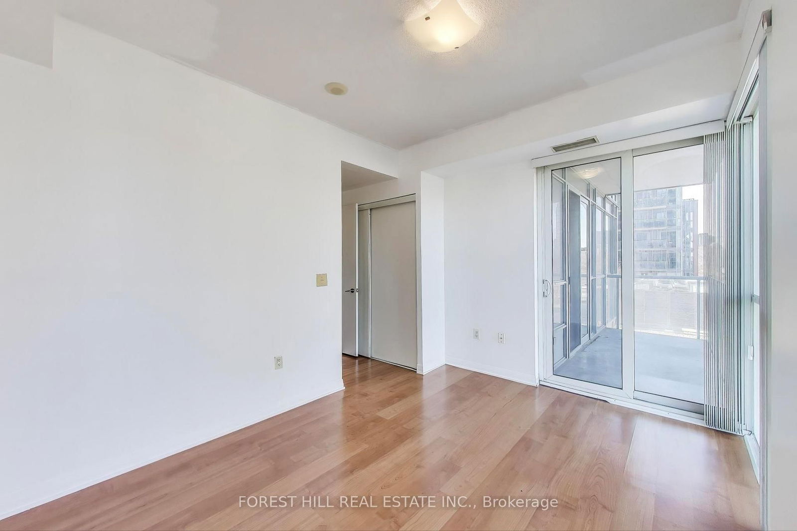 25 Cole St, unit 513 for sale