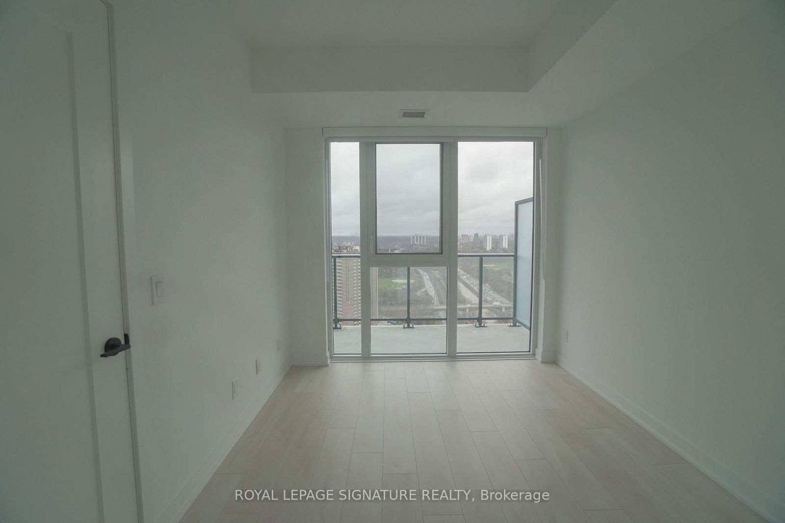 5 Defries St, unit 2911 for rent