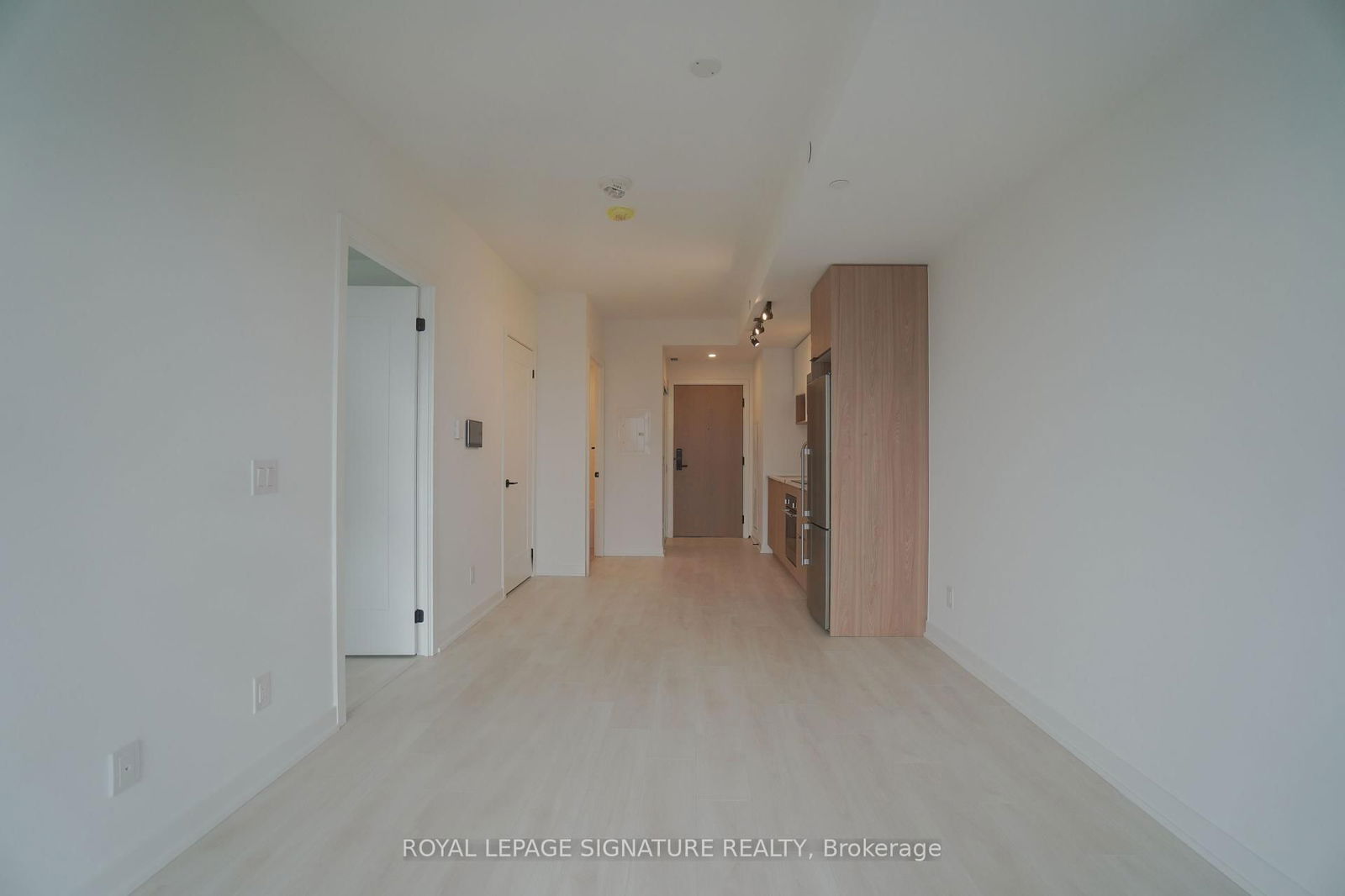 5 Defries St, unit 2911 for rent