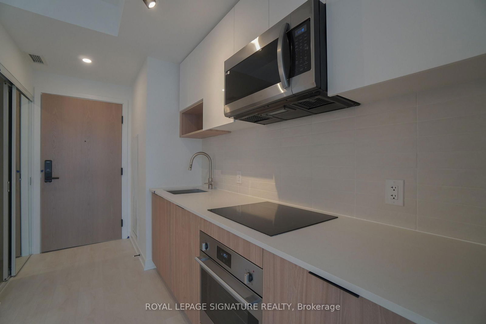 5 Defries St, unit 2911 for rent