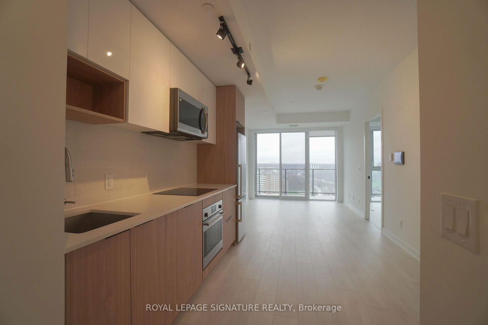 5 Defries St, unit 2911 for rent