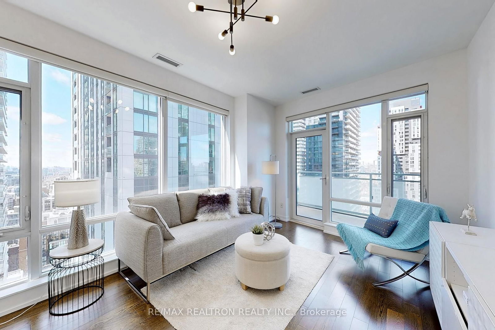 21 Widmer St, unit 2402 for sale