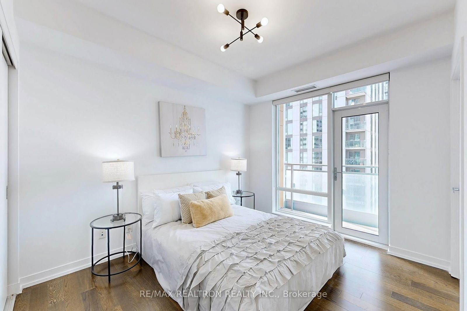 21 Widmer St, unit 2402 for sale