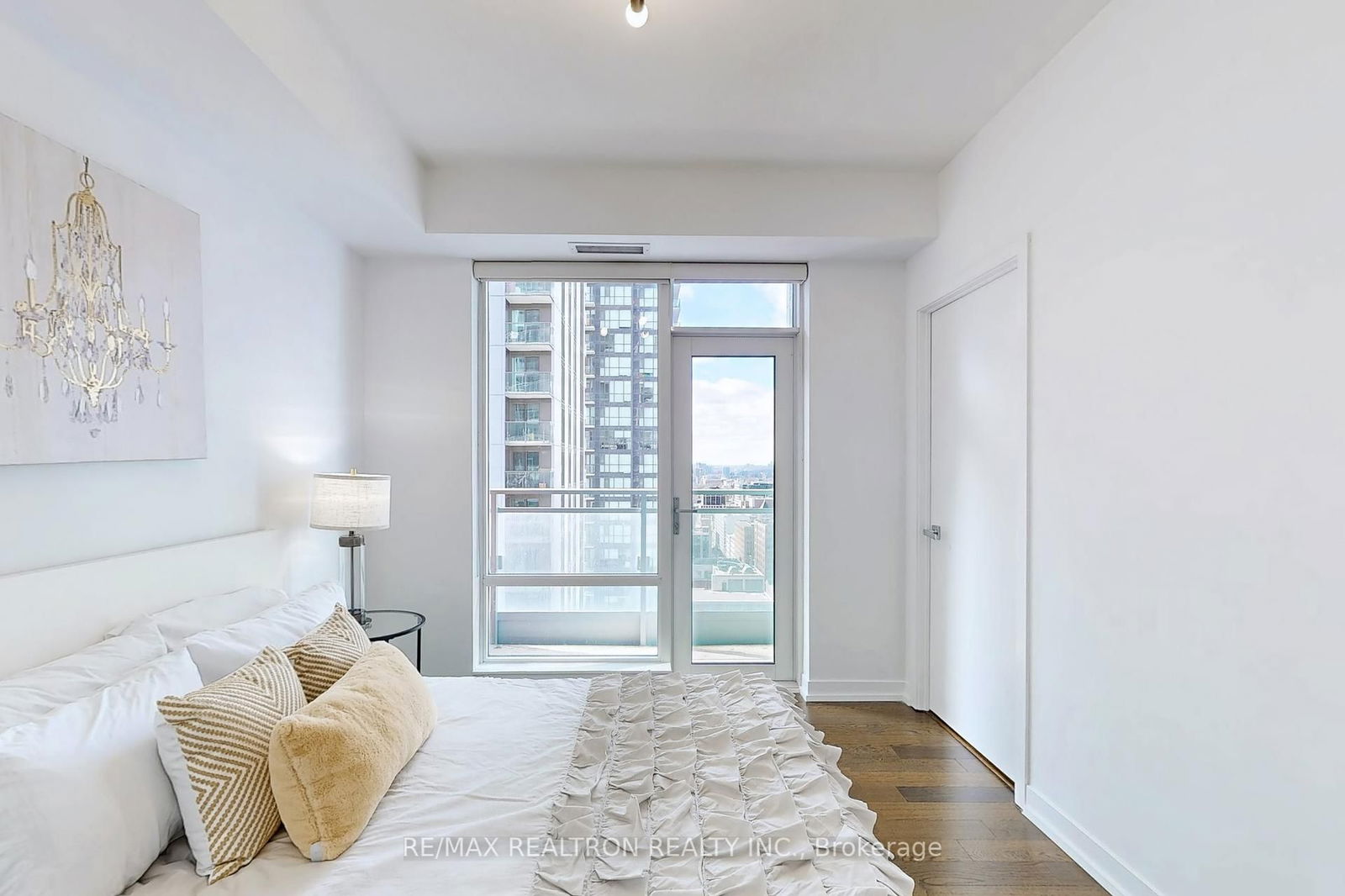 21 Widmer St, unit 2402 for sale