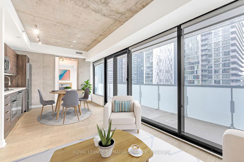 11 Charlotte St, unit 2201 for sale