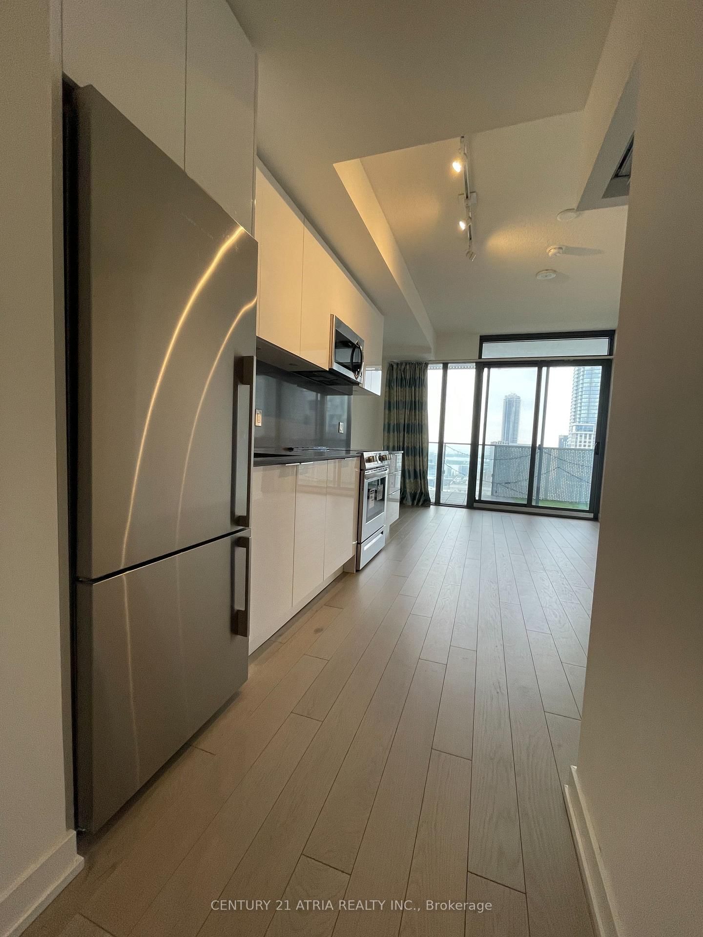 25 Richmond St E, unit 2804 for rent