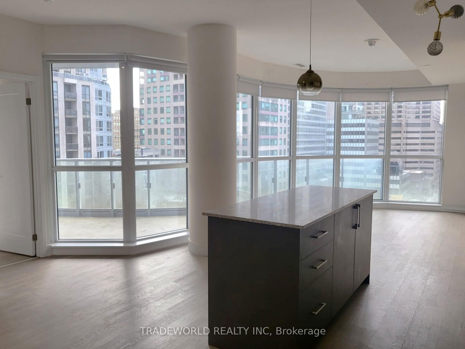 88 Cumberland St, unit 902 for rent