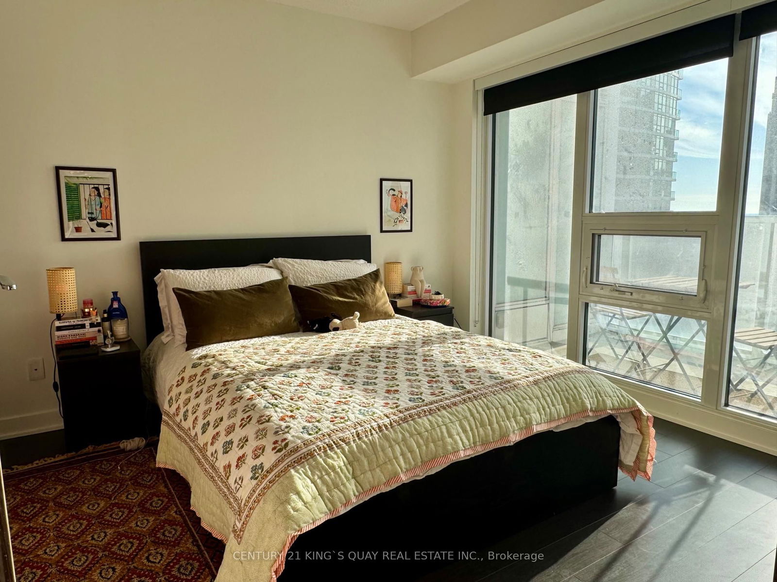 19 Bathurst St, unit 1915 for rent