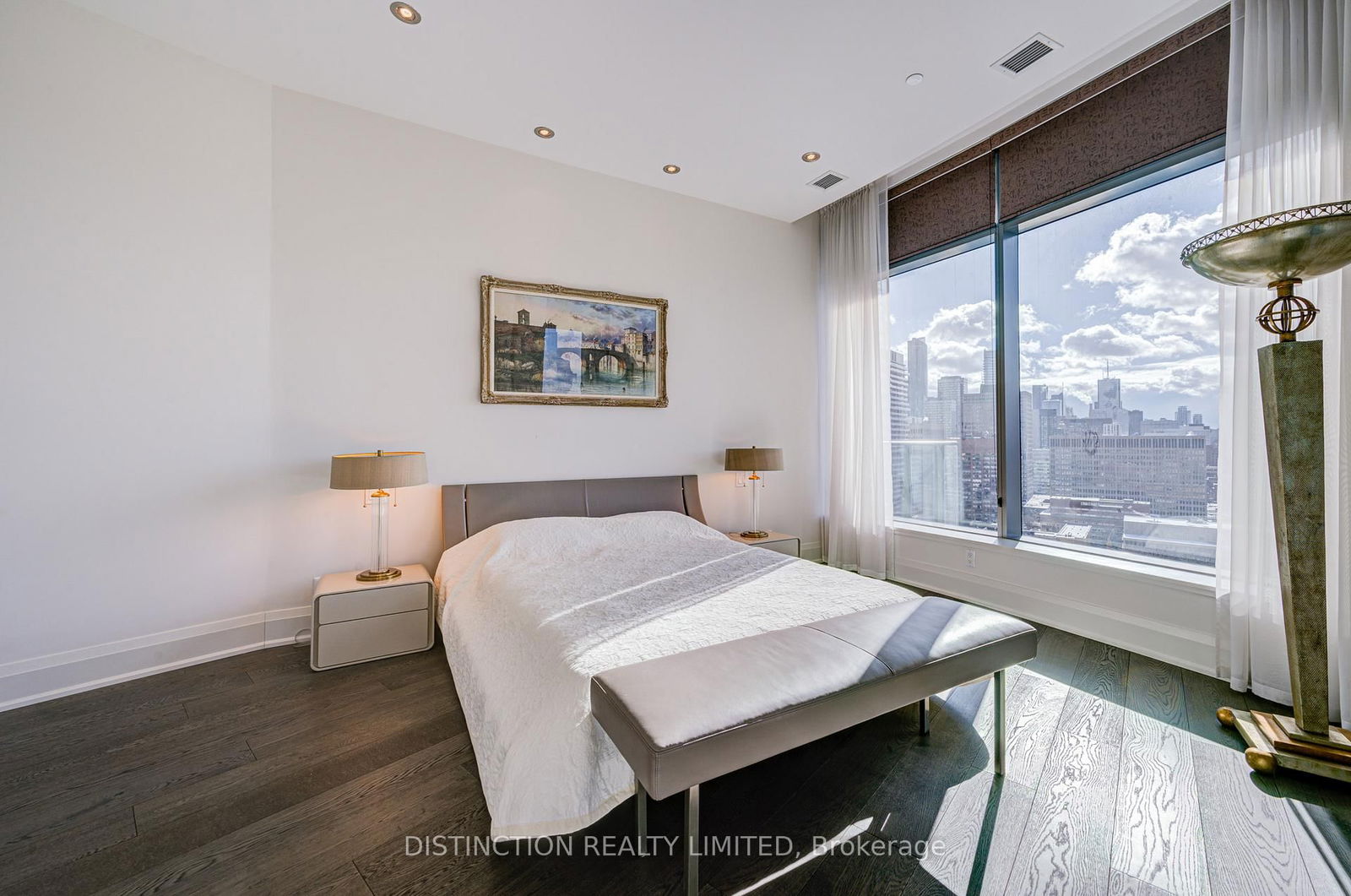 77 Charles St W, unit 1603 for sale