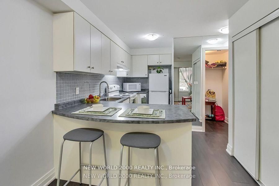 415 Jarvis St, unit 151 for sale