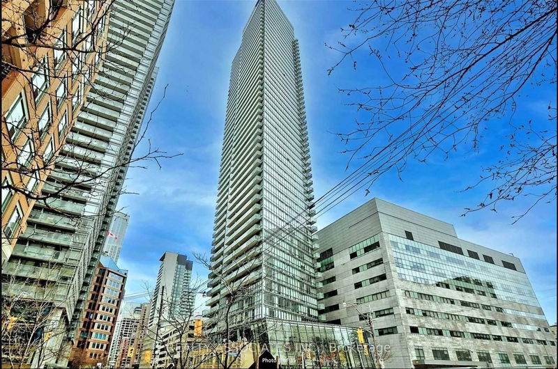 832 Bay St, unit 1309 for sale