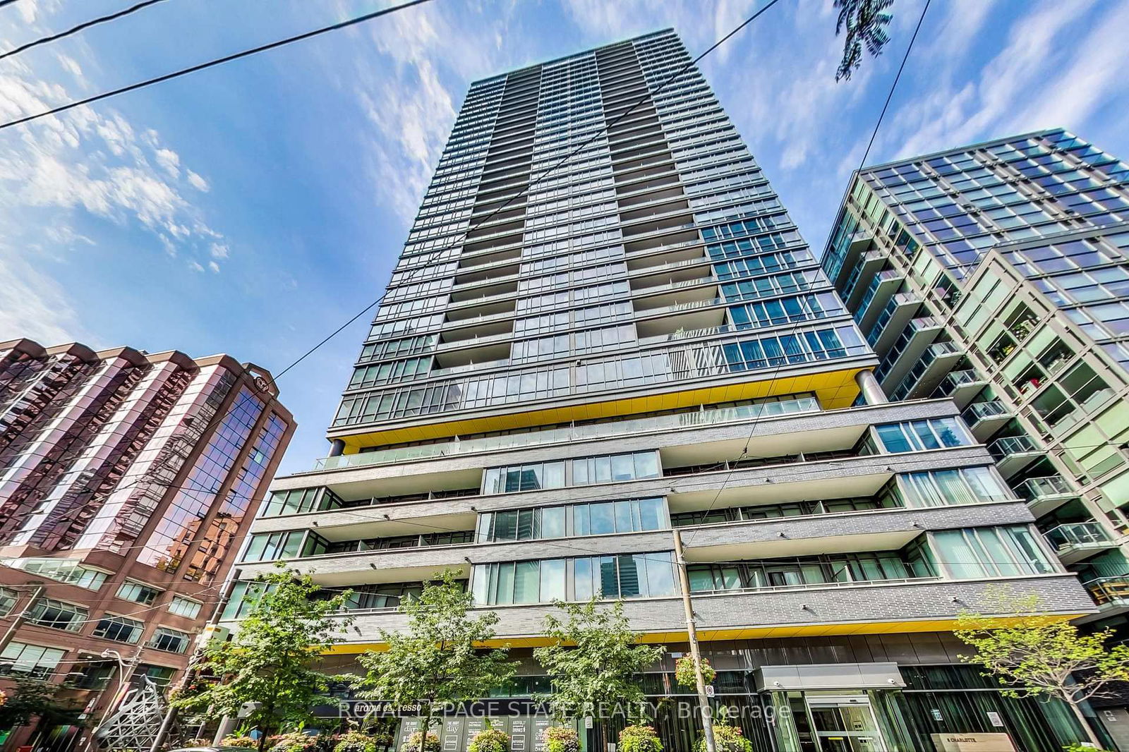 8 Charlotte St, unit 1407 for sale