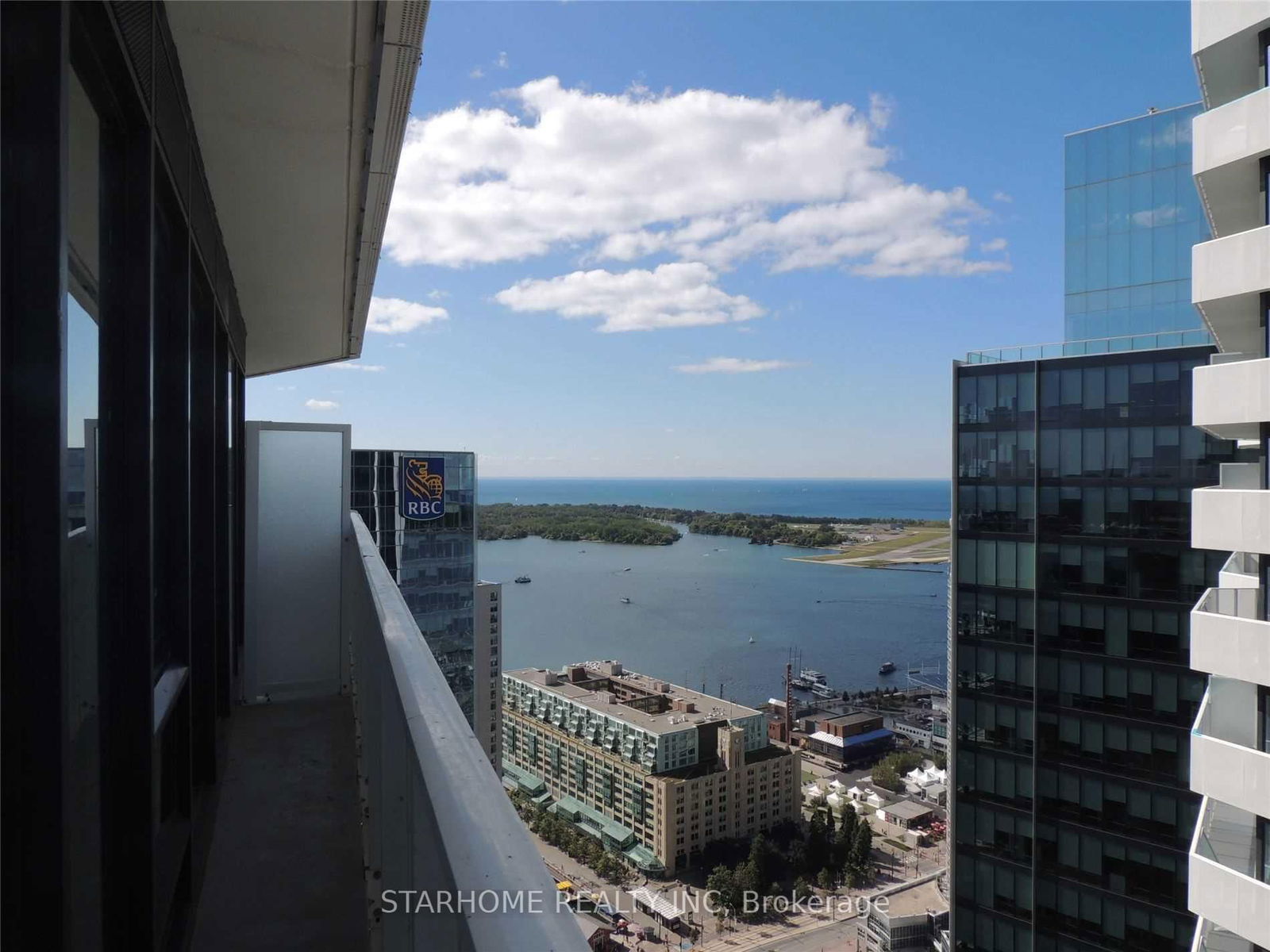 88 Harbour St, unit 4402 for rent