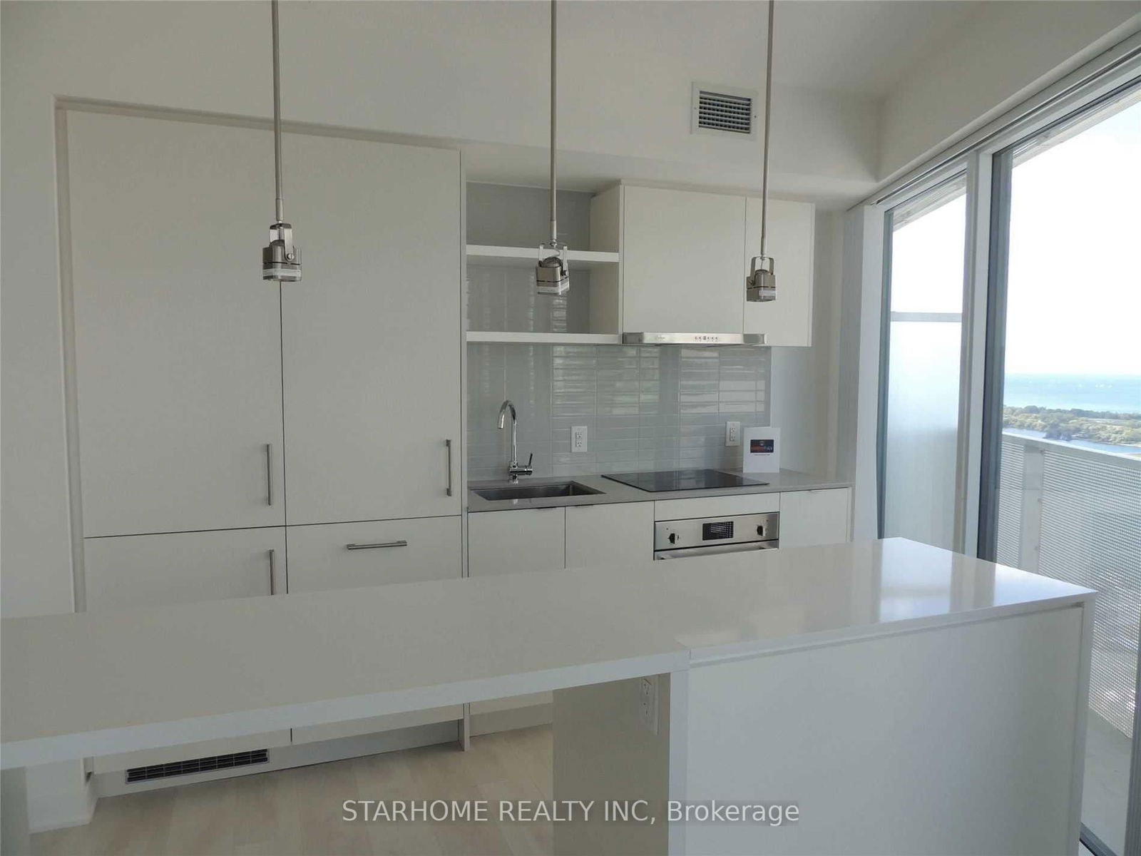 88 Harbour St, unit 4402 for rent