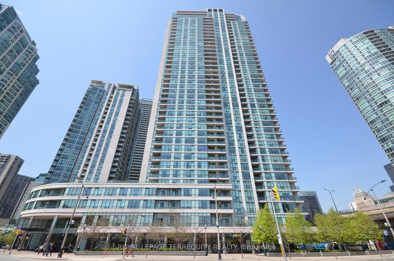 16 Yonge St, unit 3711 for rent