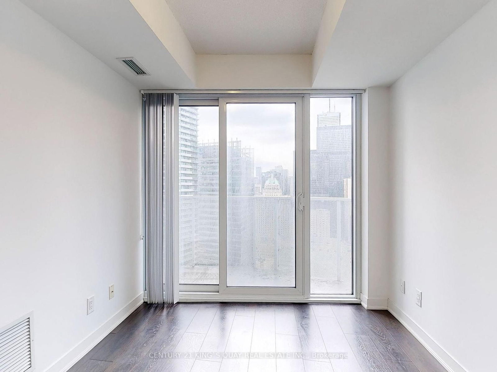 88 Harbour St, unit 3402 for sale