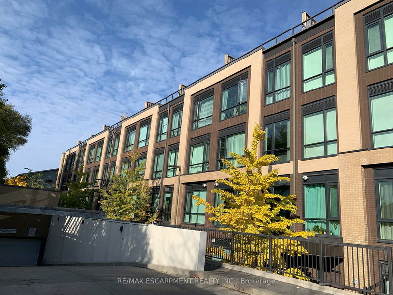 639 Lawrence Ave W, unit 323 for rent