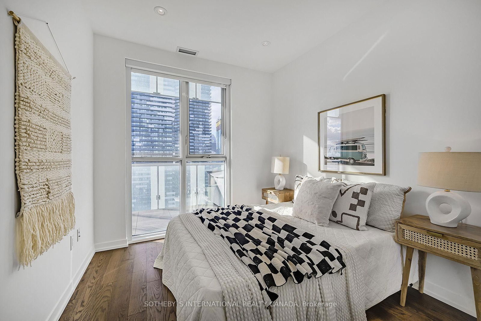 15 Lower Jarvis St, unit 2205 for sale