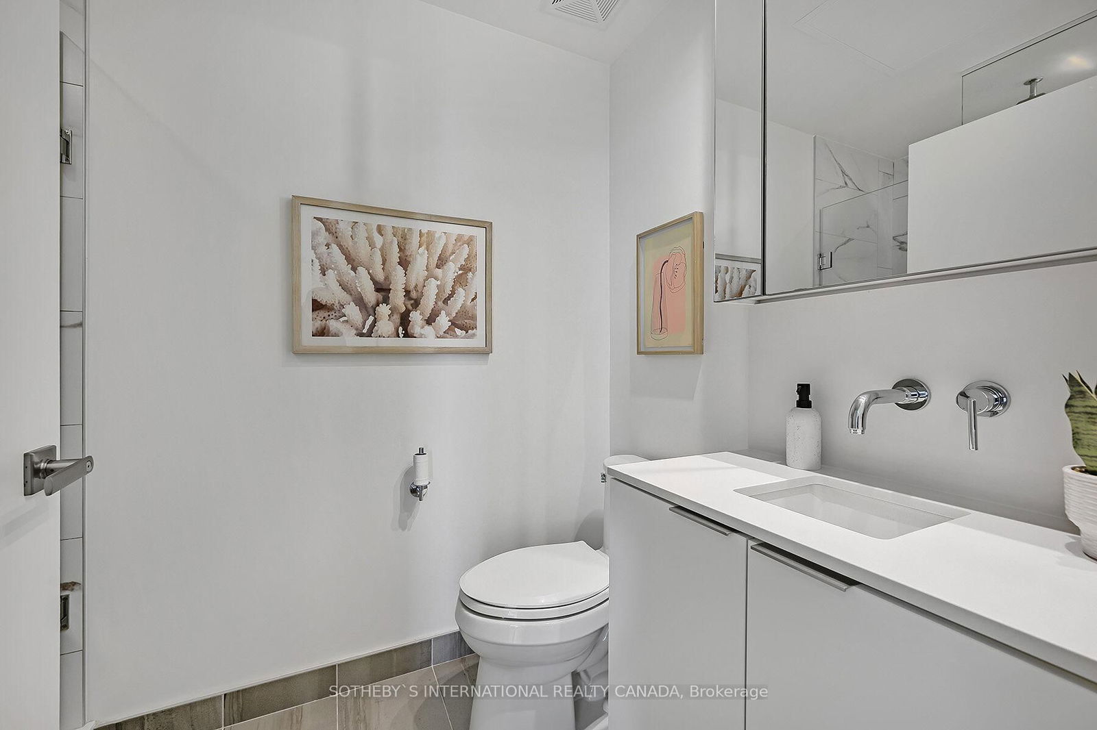 15 Lower Jarvis St, unit 2205 for sale