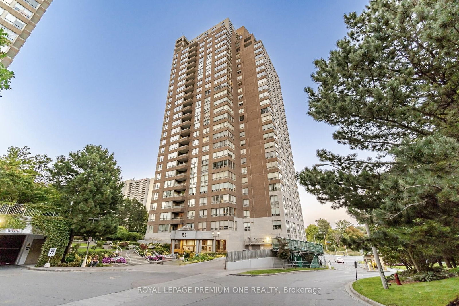 195 Wynford Dr, unit 1008 for sale