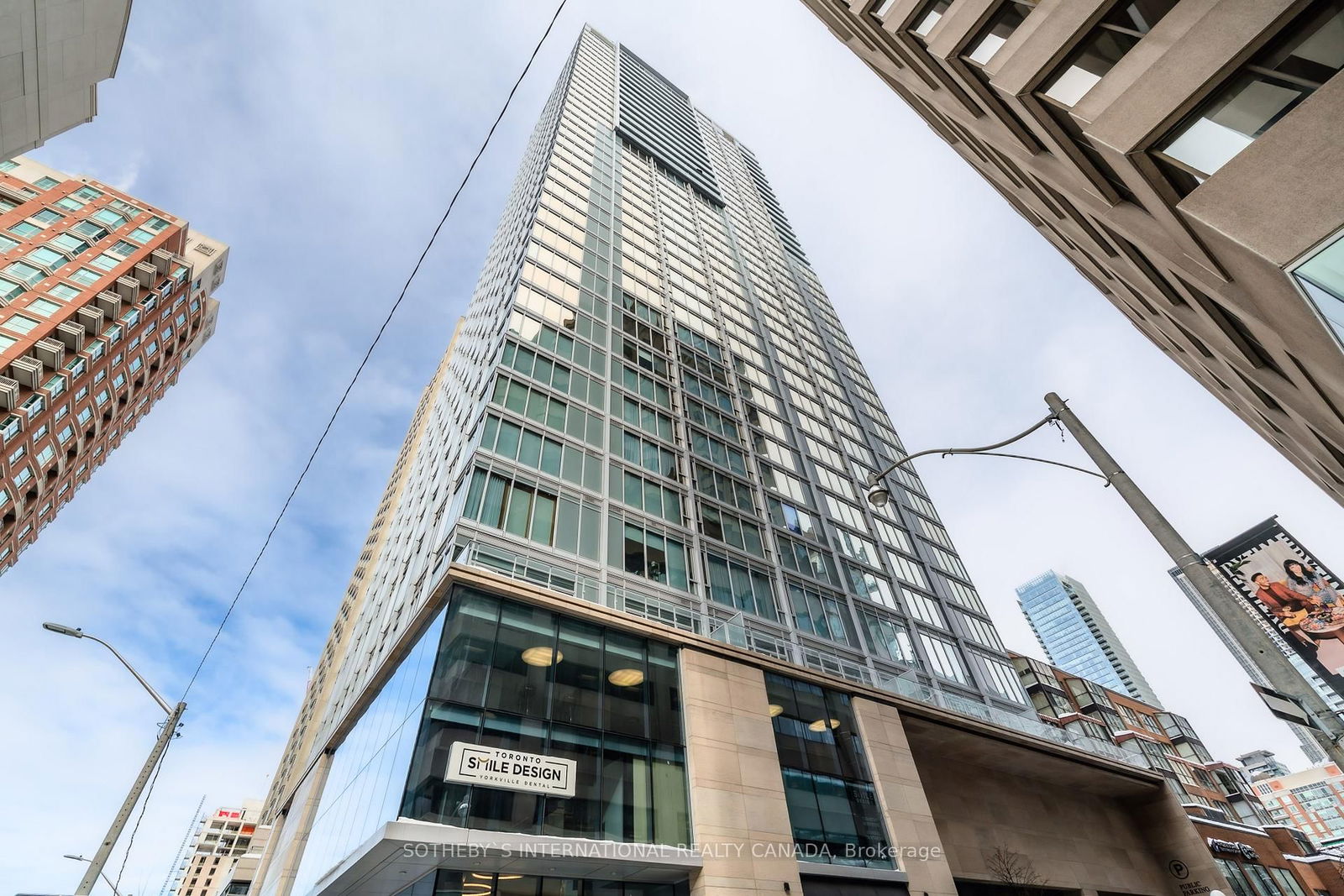 200 Cumberland St, unit 3001 for sale