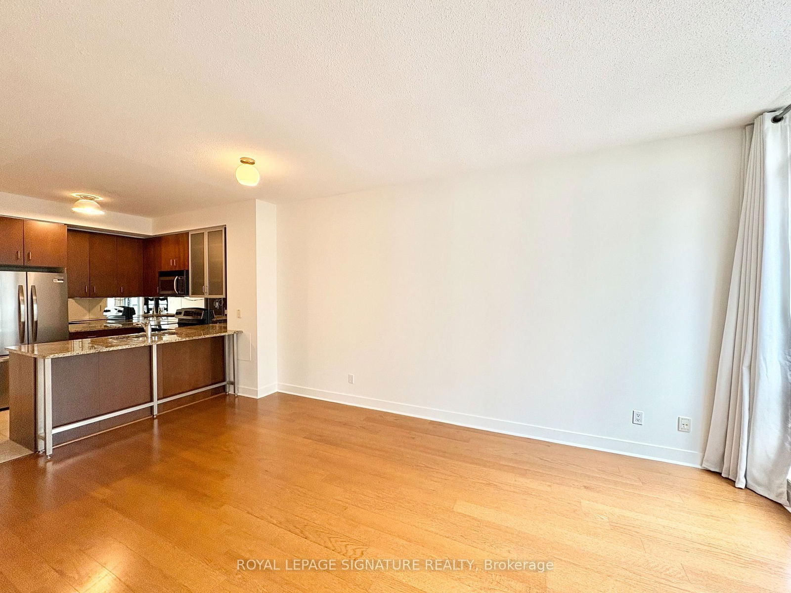 438 King St W, unit 1203 for rent