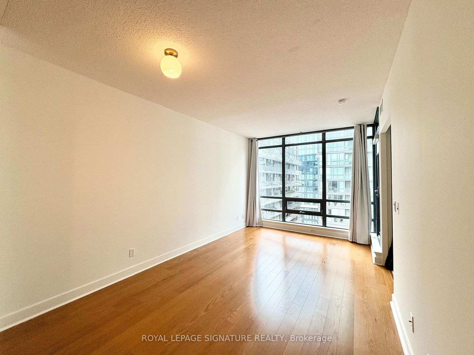 438 King St W, unit 1203 for rent