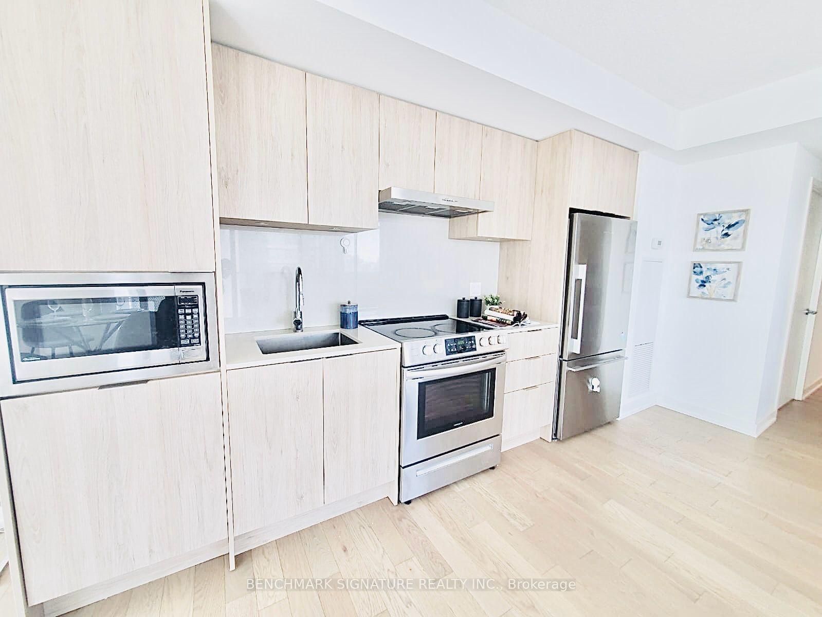 25 Richmond St E, unit 1703 for sale