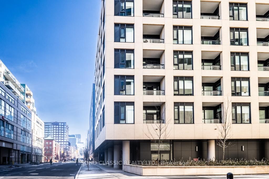 543 Richmond St W, unit 512 for sale