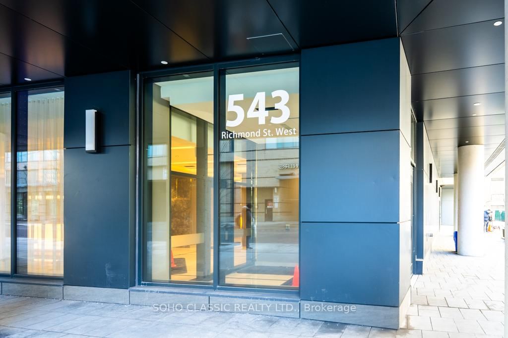 543 Richmond St W, unit 512 for sale