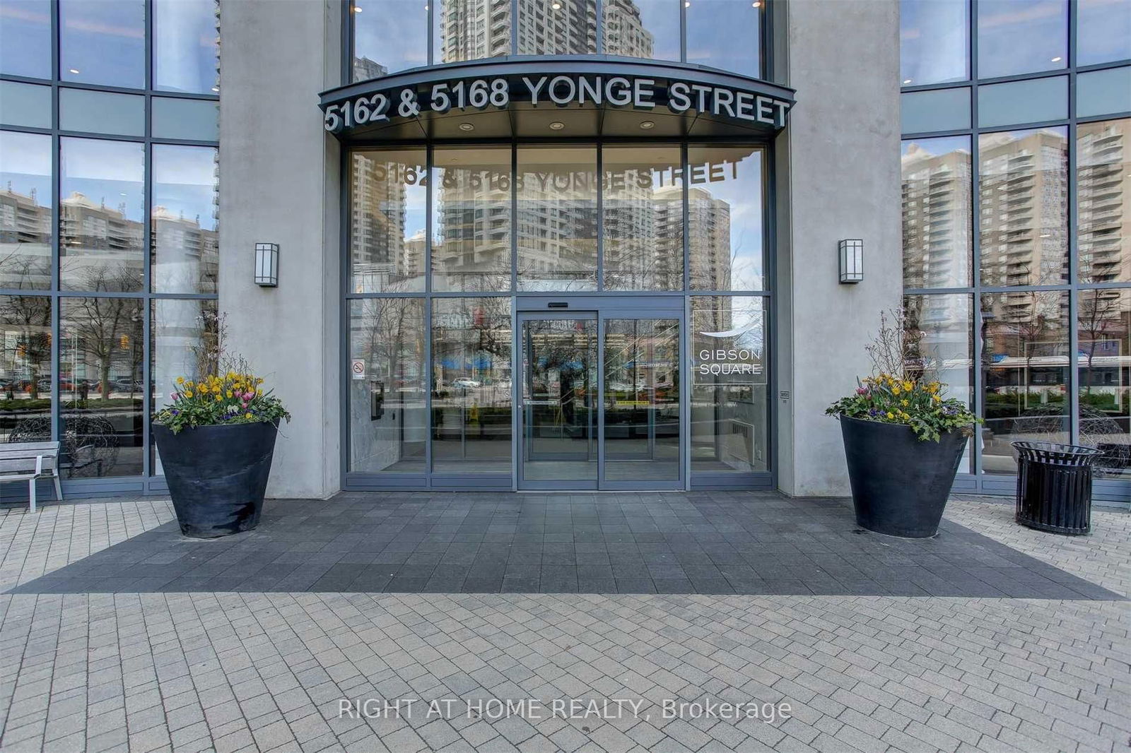 5162 Yonge St, unit 3012 for rent