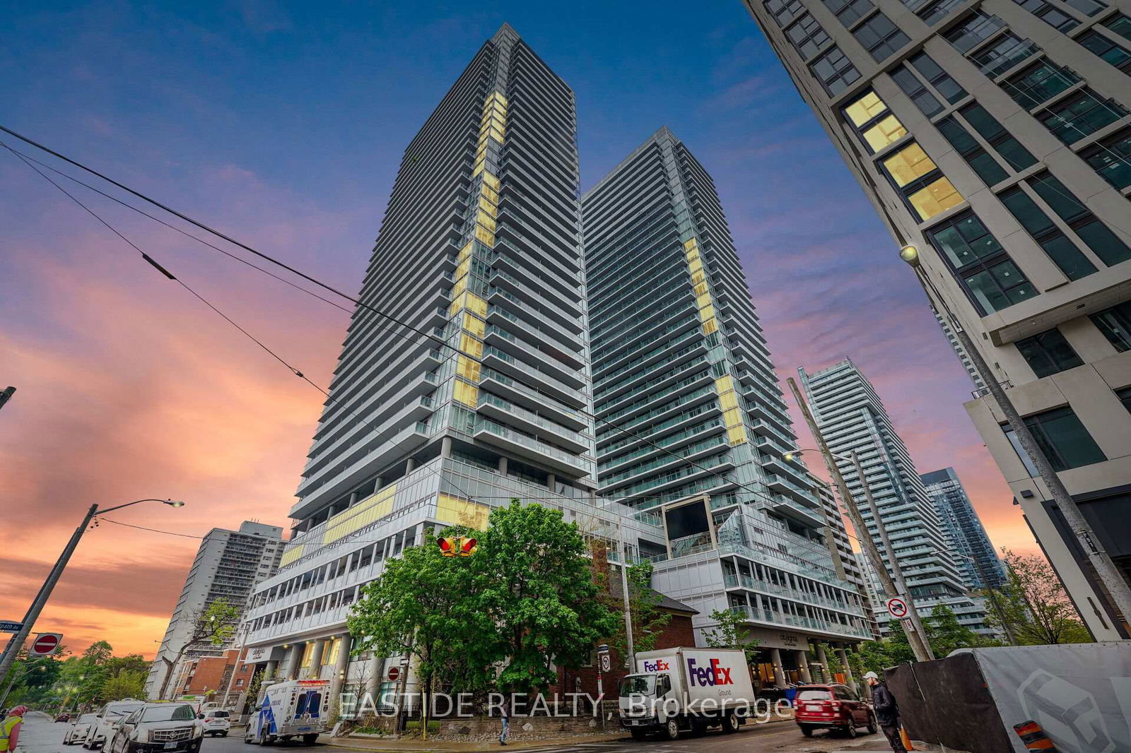 195 Redpath Ave, unit 2906 for rent