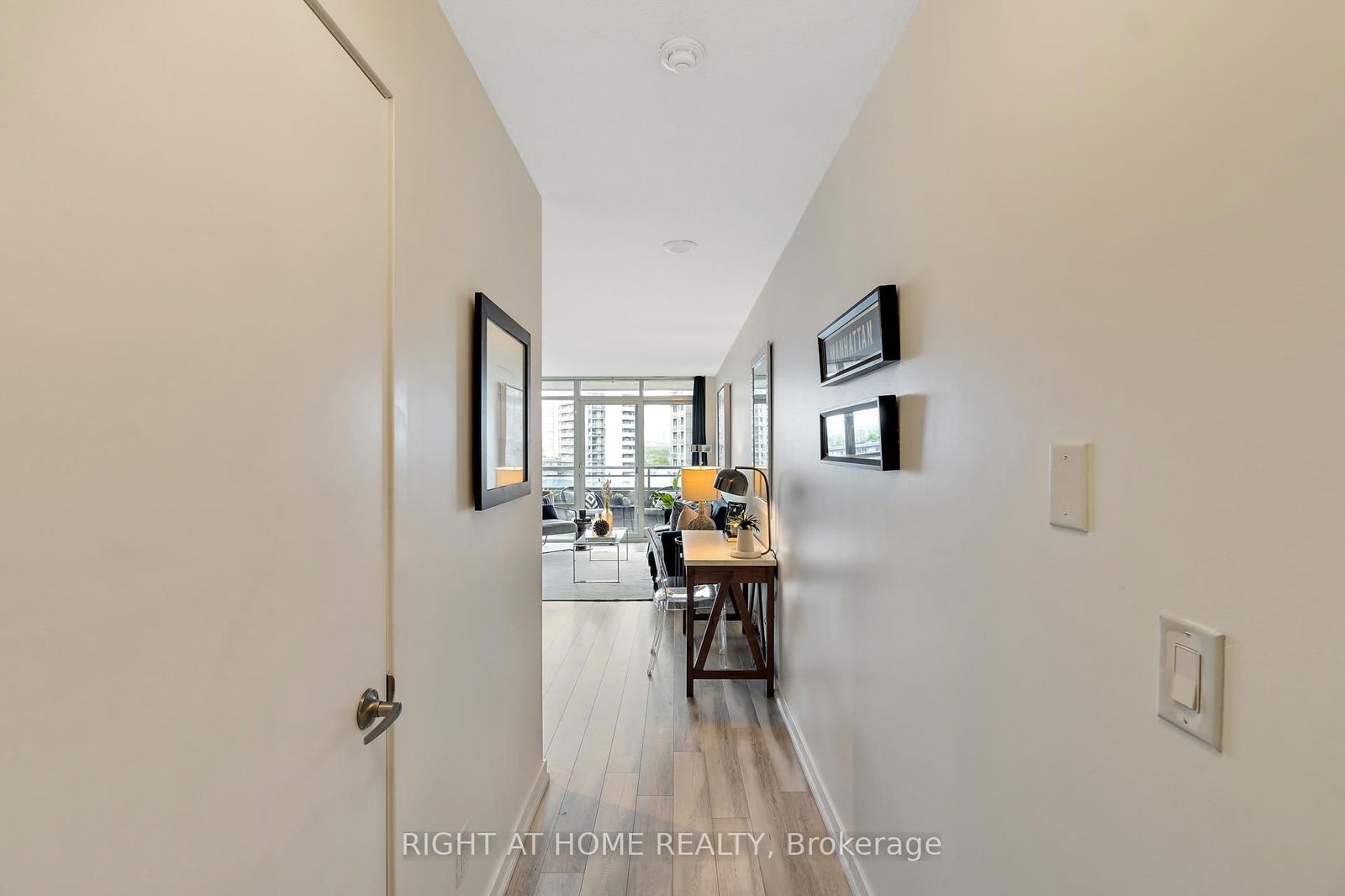 38 Joe Shuster Way, unit 1322 for rent