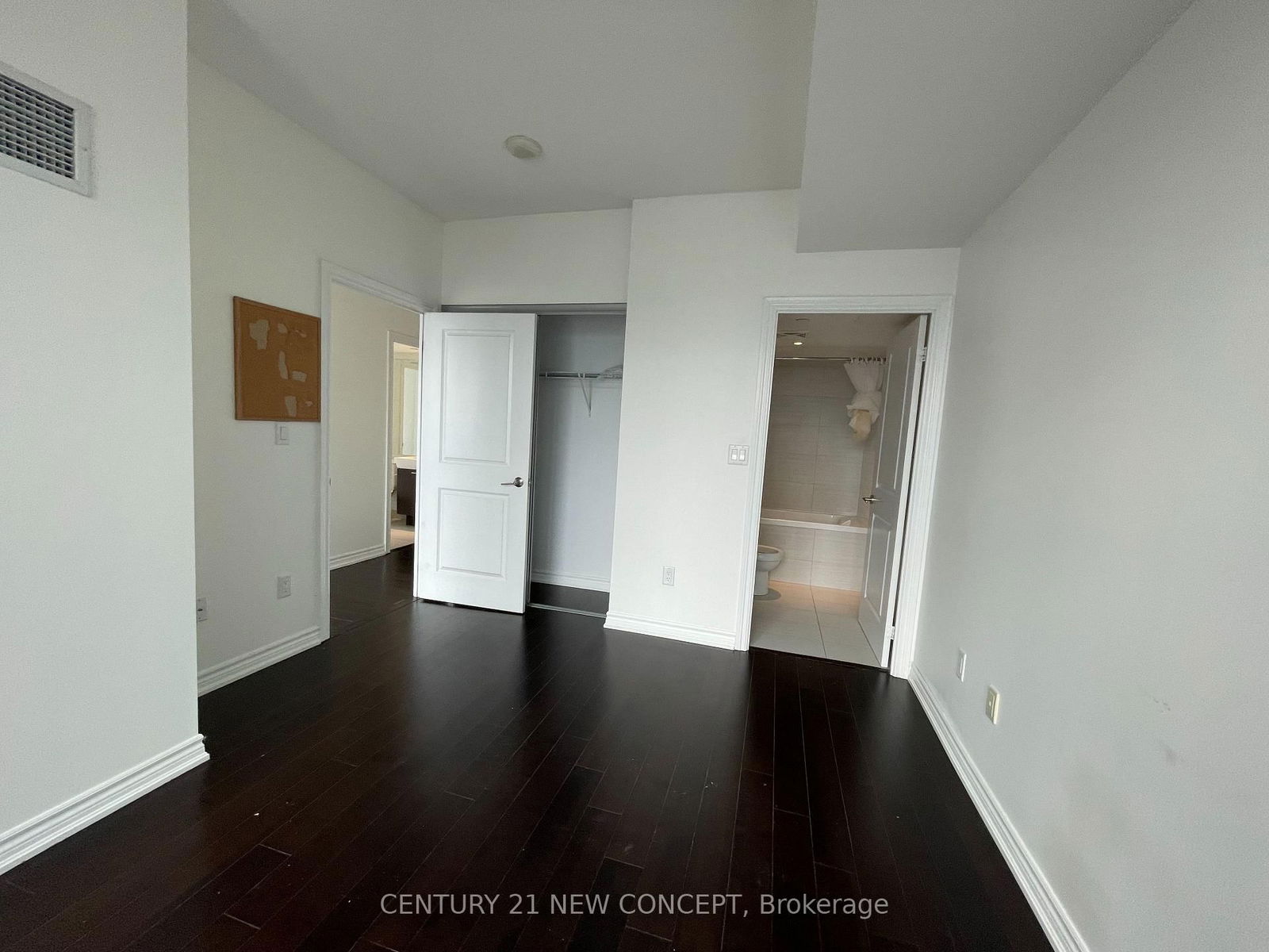 386 Yonge St, unit 4610 for rent