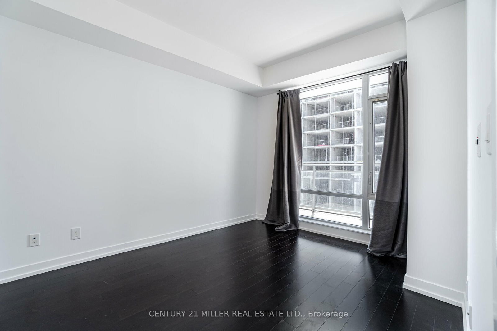 21 Widmer St, unit 3701 for sale