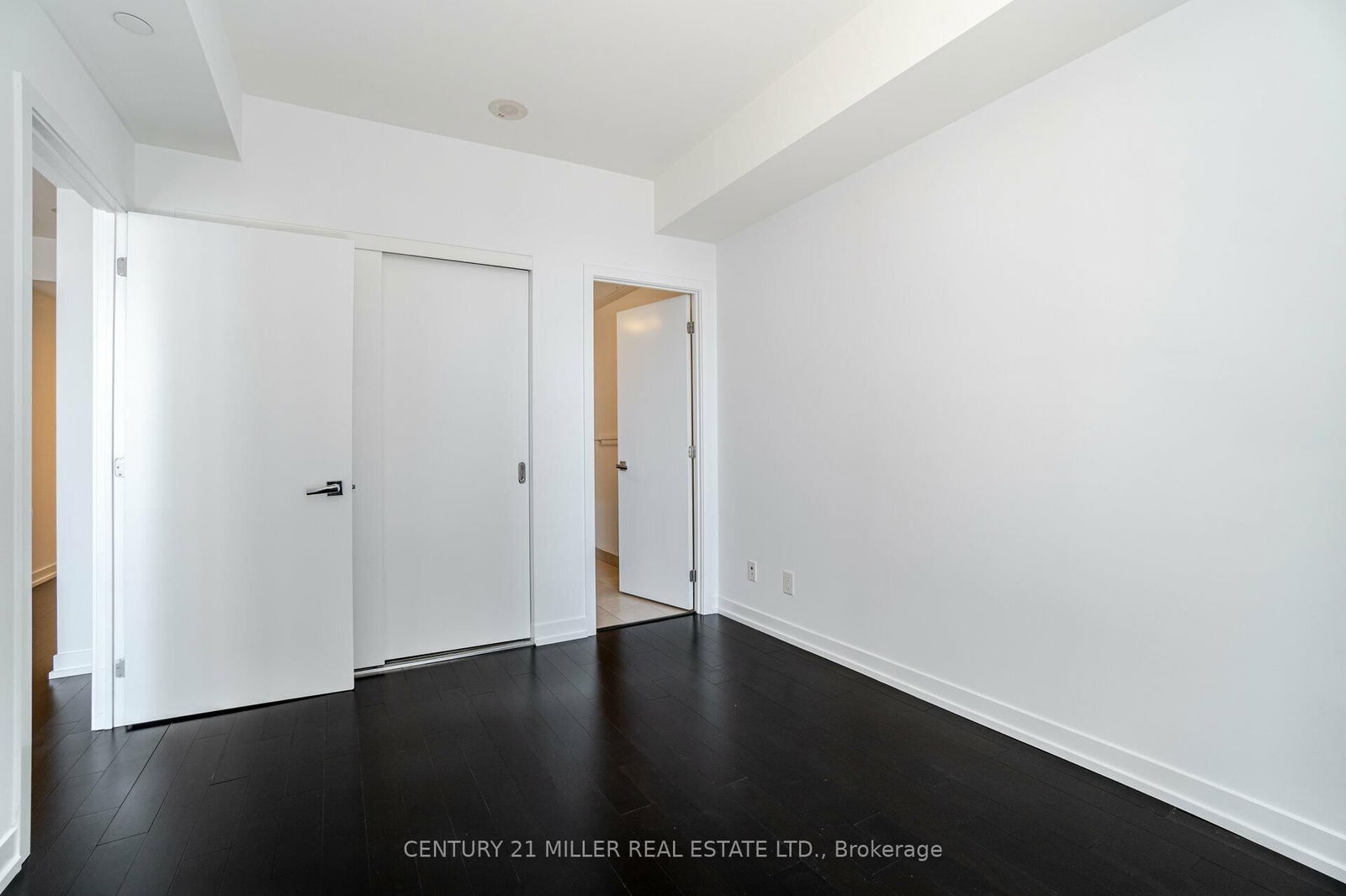 21 Widmer St, unit 3701 for sale