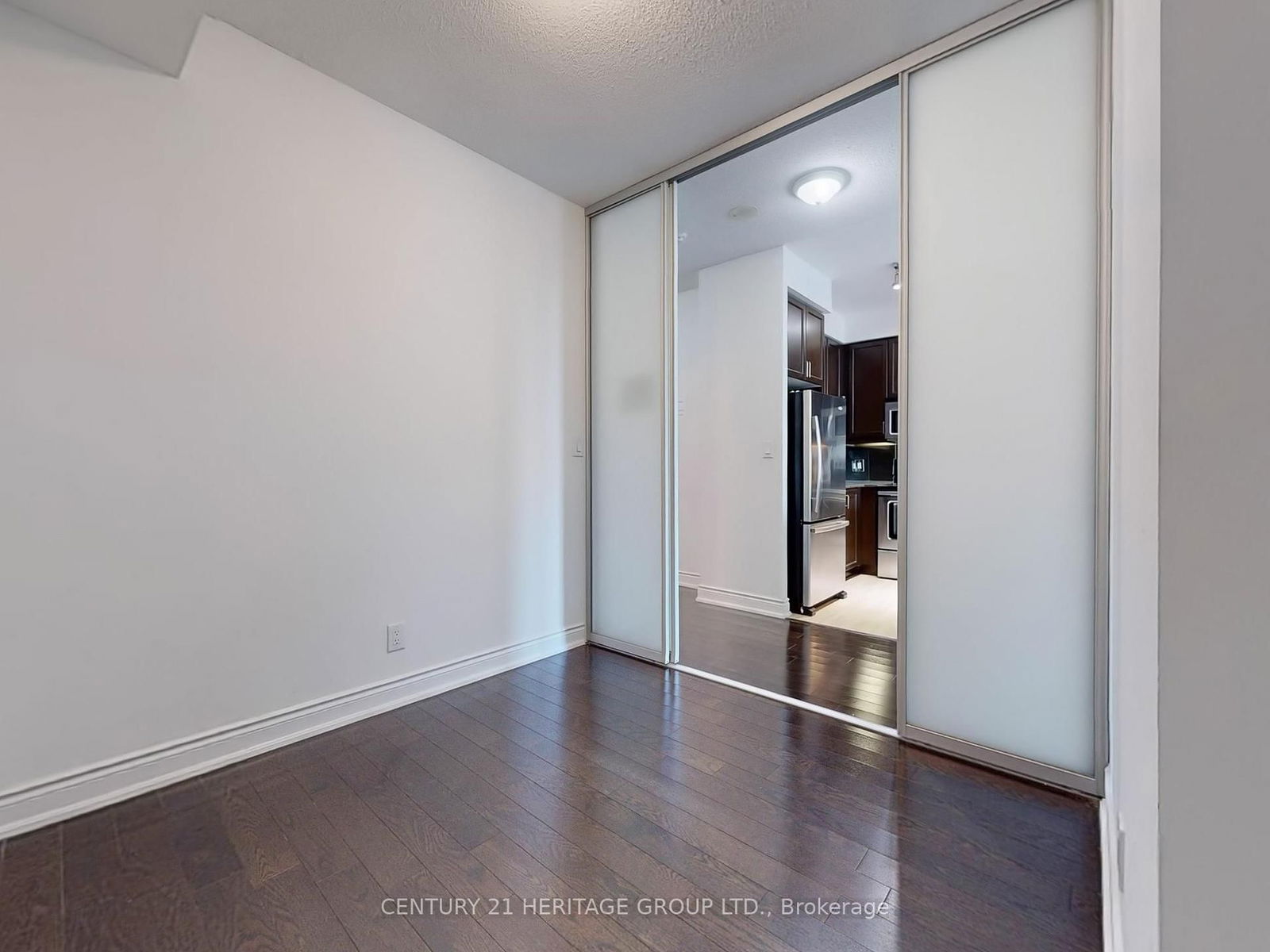 10 Bloorview Pl, unit 521 for sale