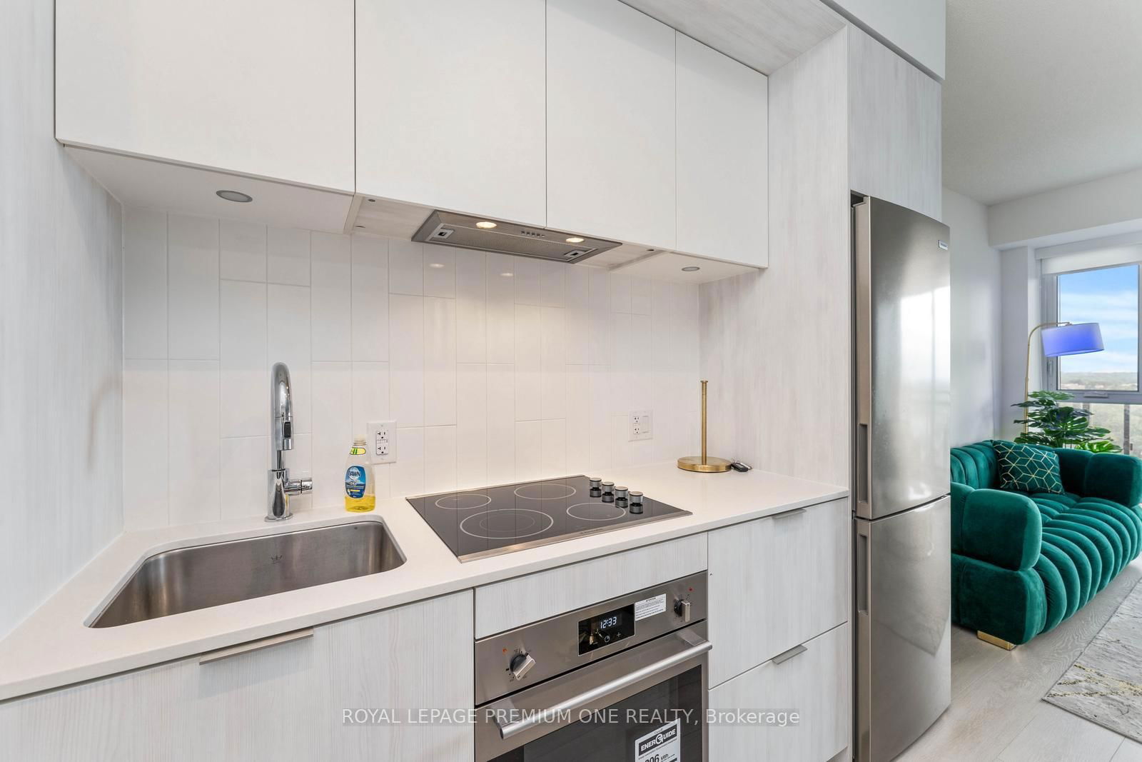 130 River St, unit 1411 for sale