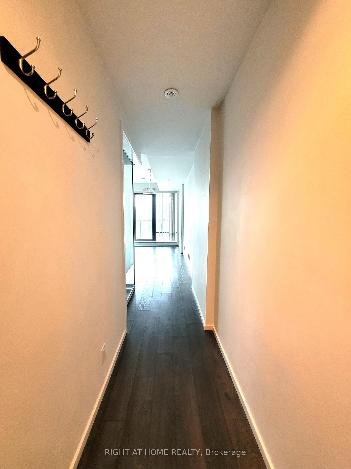 5 St Joseph St, unit 1903 for rent