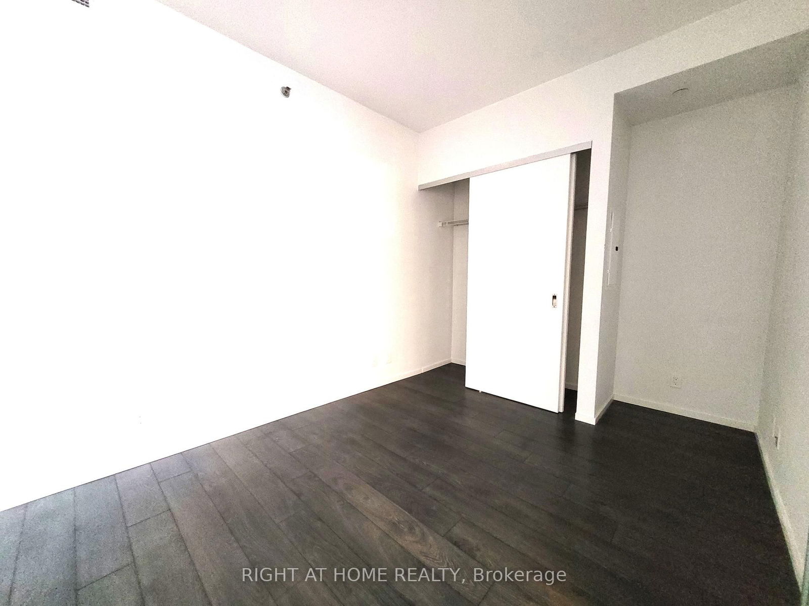 5 St Joseph St, unit 1903 for rent