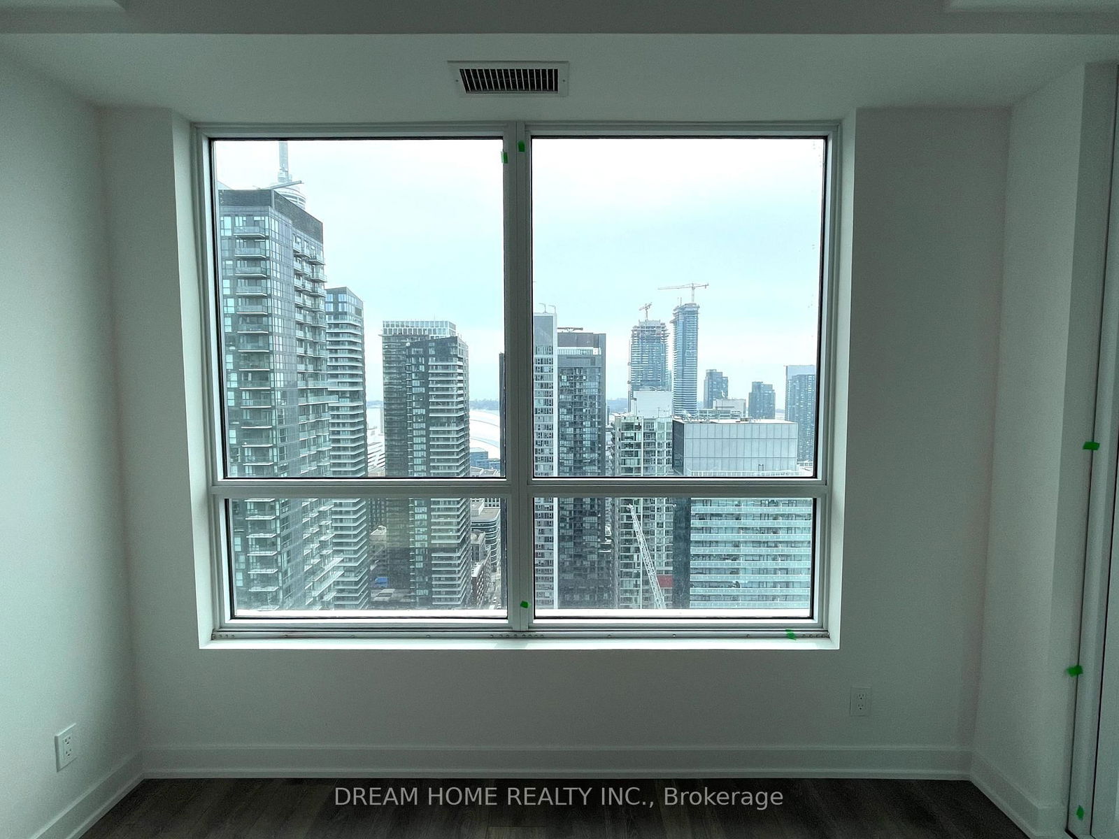 108 Peter St, unit 4308 for rent