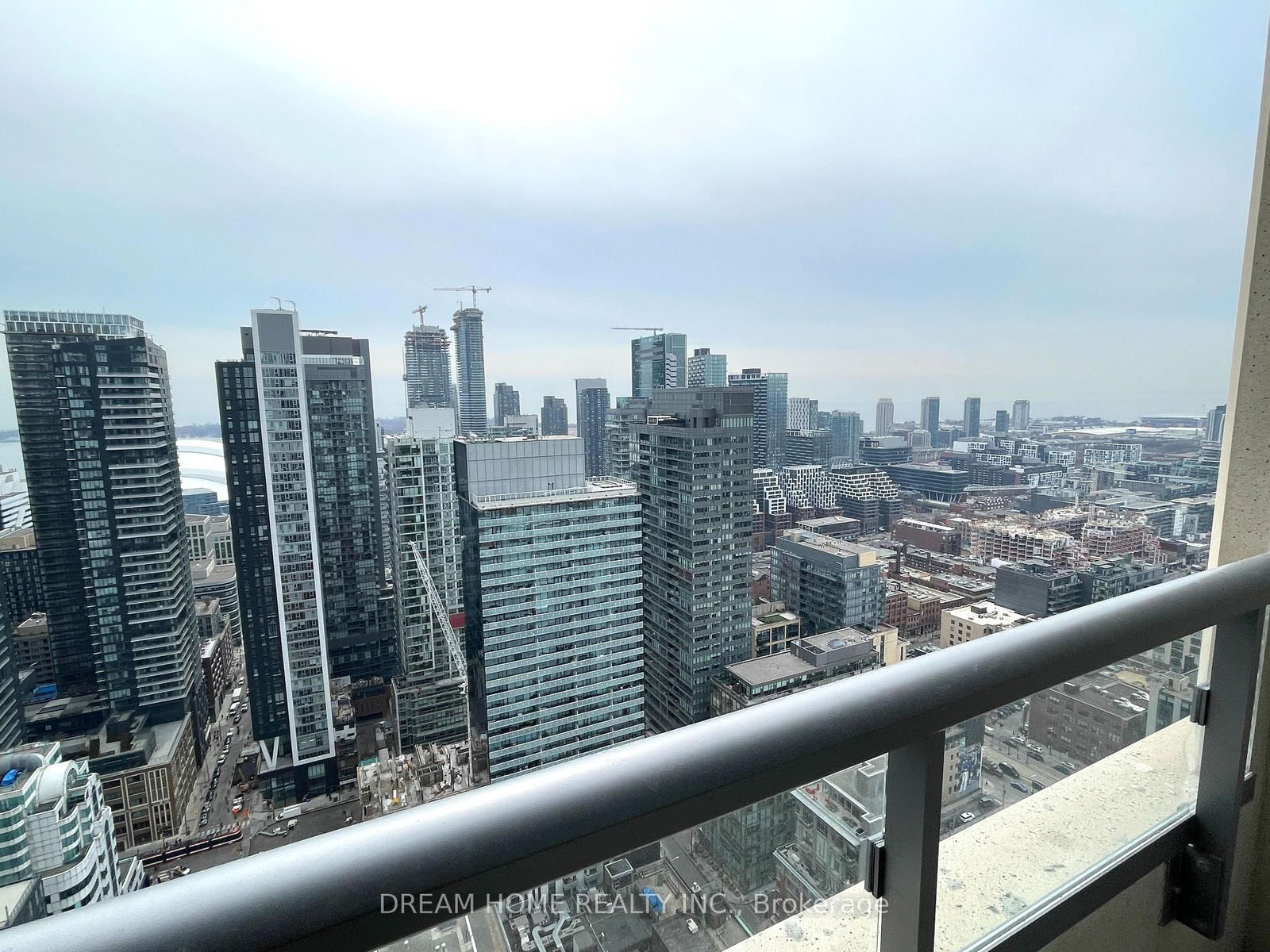 108 Peter St, unit 4308 for rent