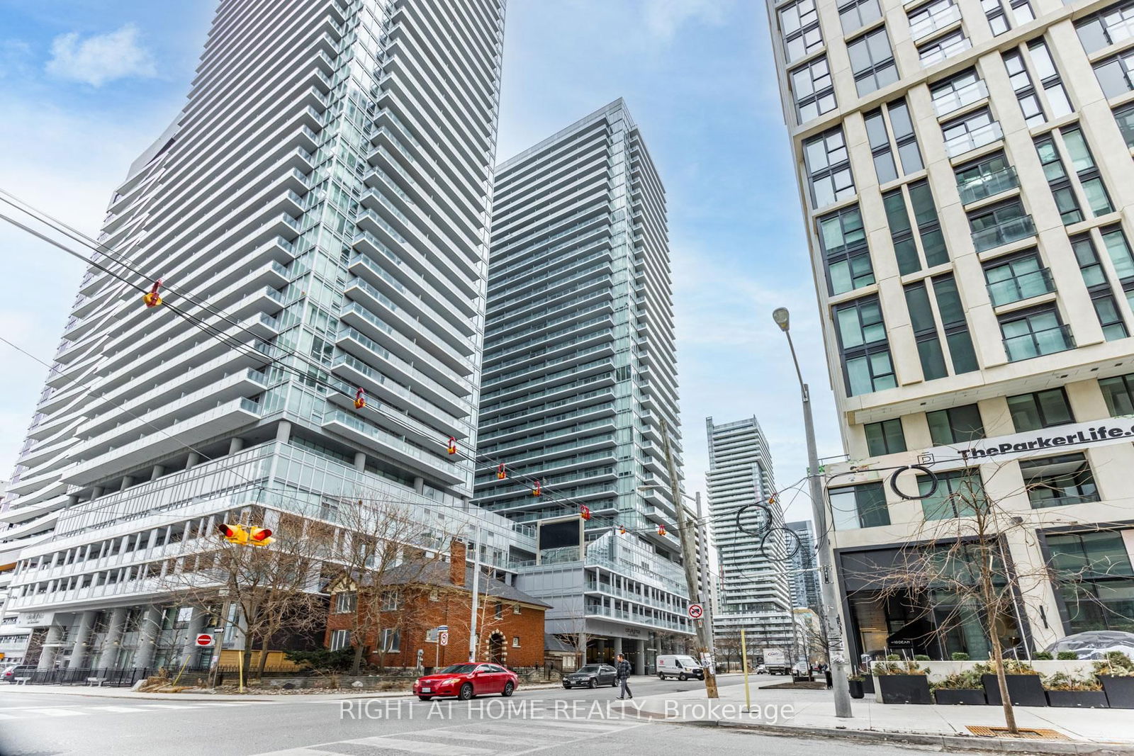 195 Redpath Ave, unit 2305 for sale