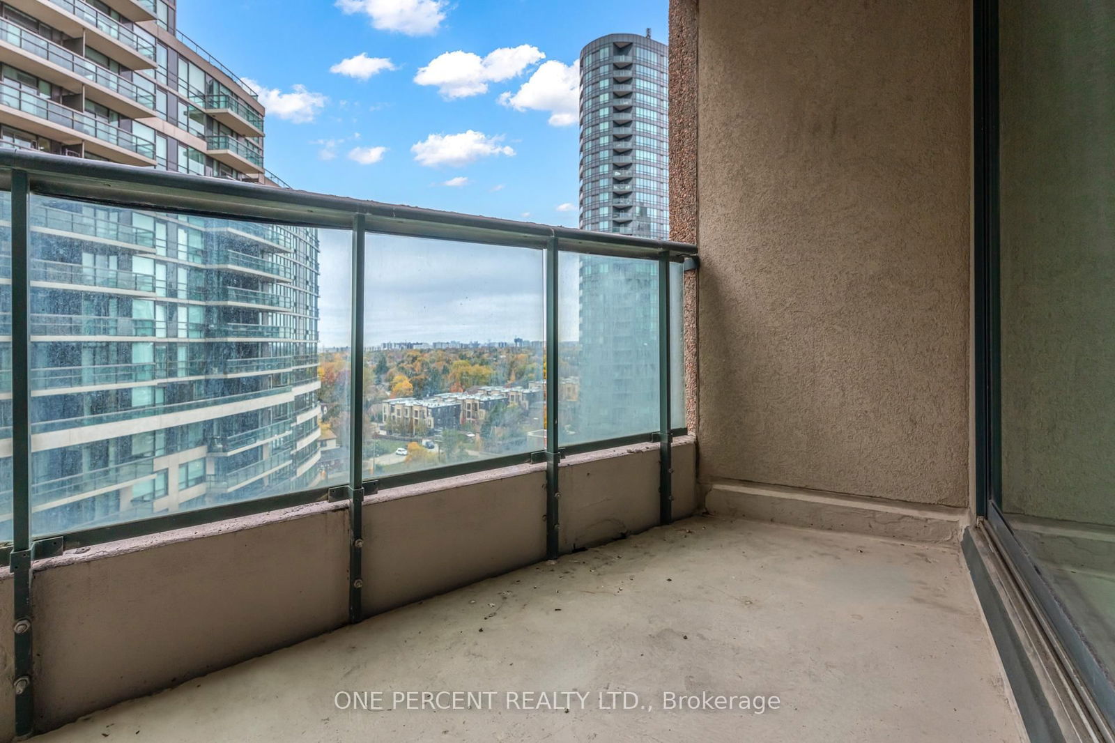 7 Lorraine Dr, unit 1509 for sale