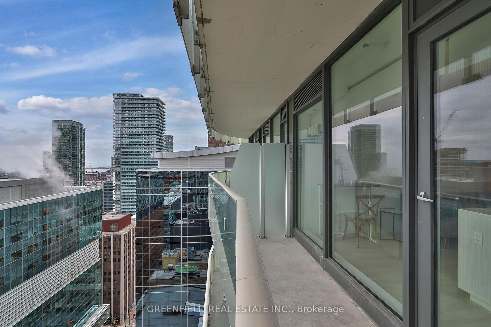 197 Yonge St E, unit 2304 for rent