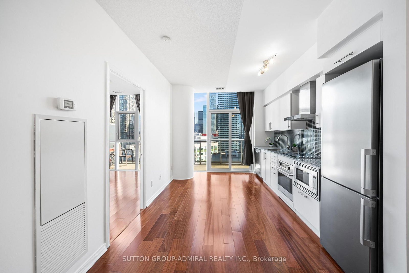 352 Front St W, unit 2317 for sale