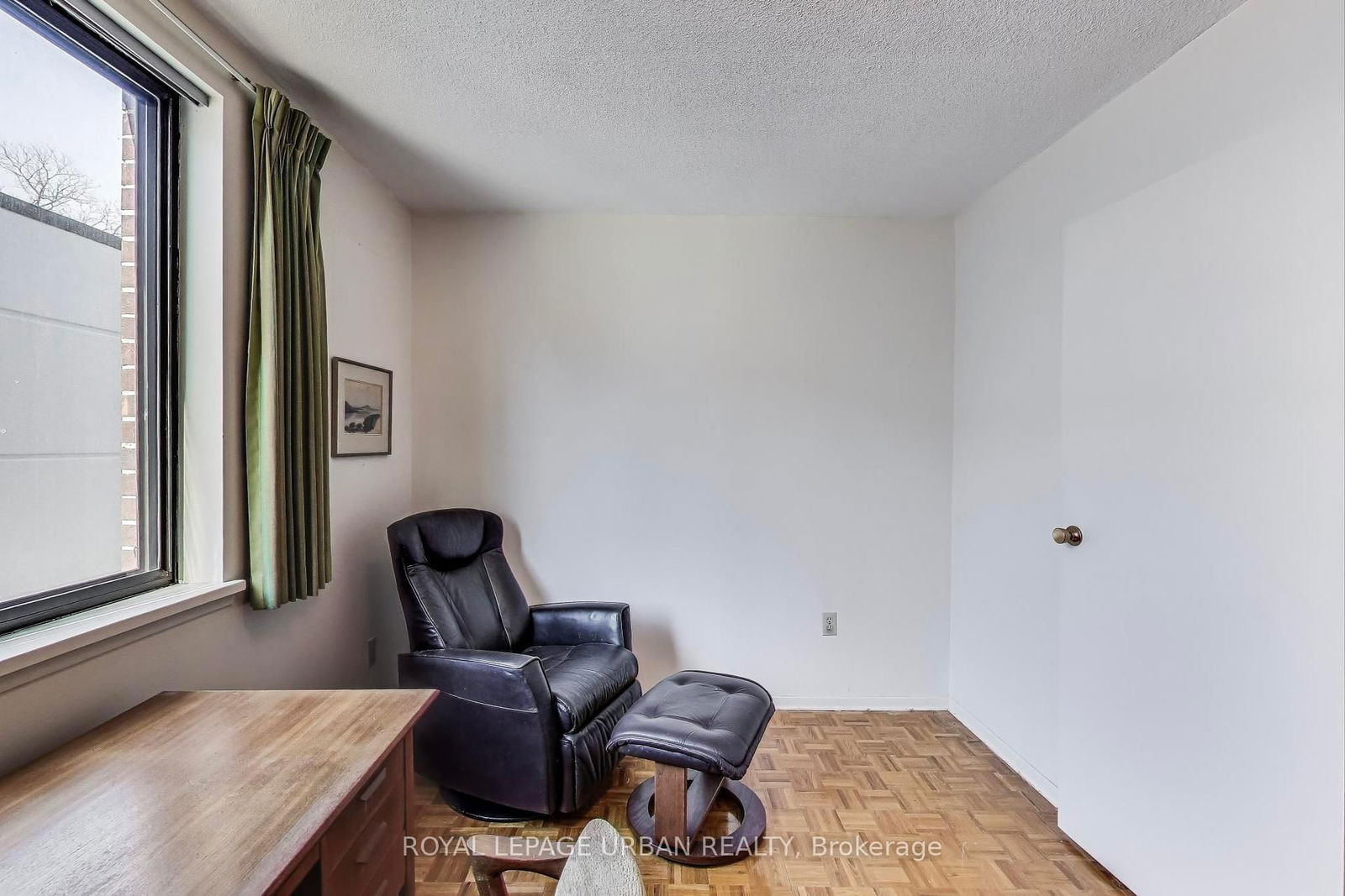 166 Sherwood Ave, unit 7 for sale