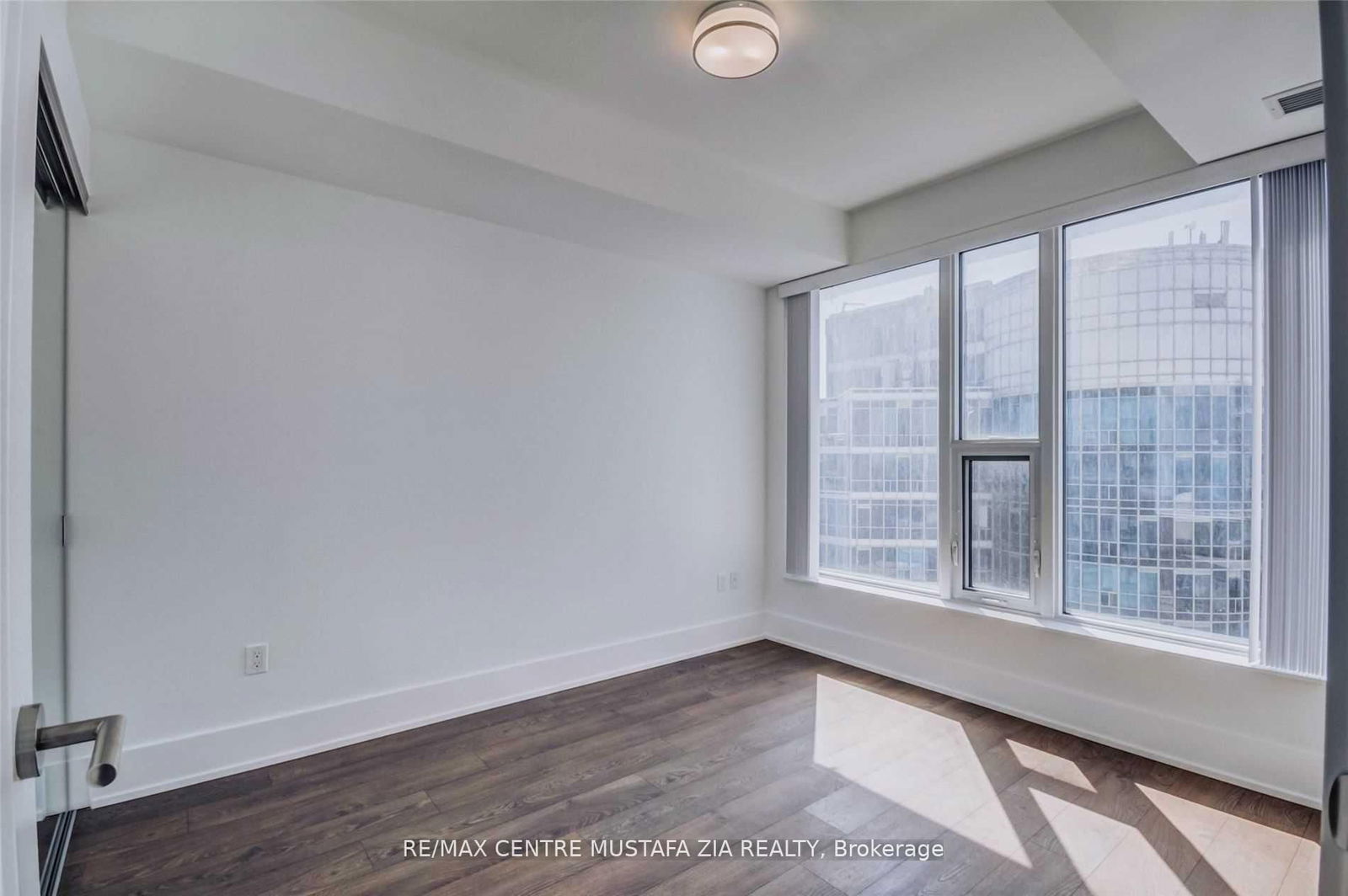 10 York St, unit 3609 for rent