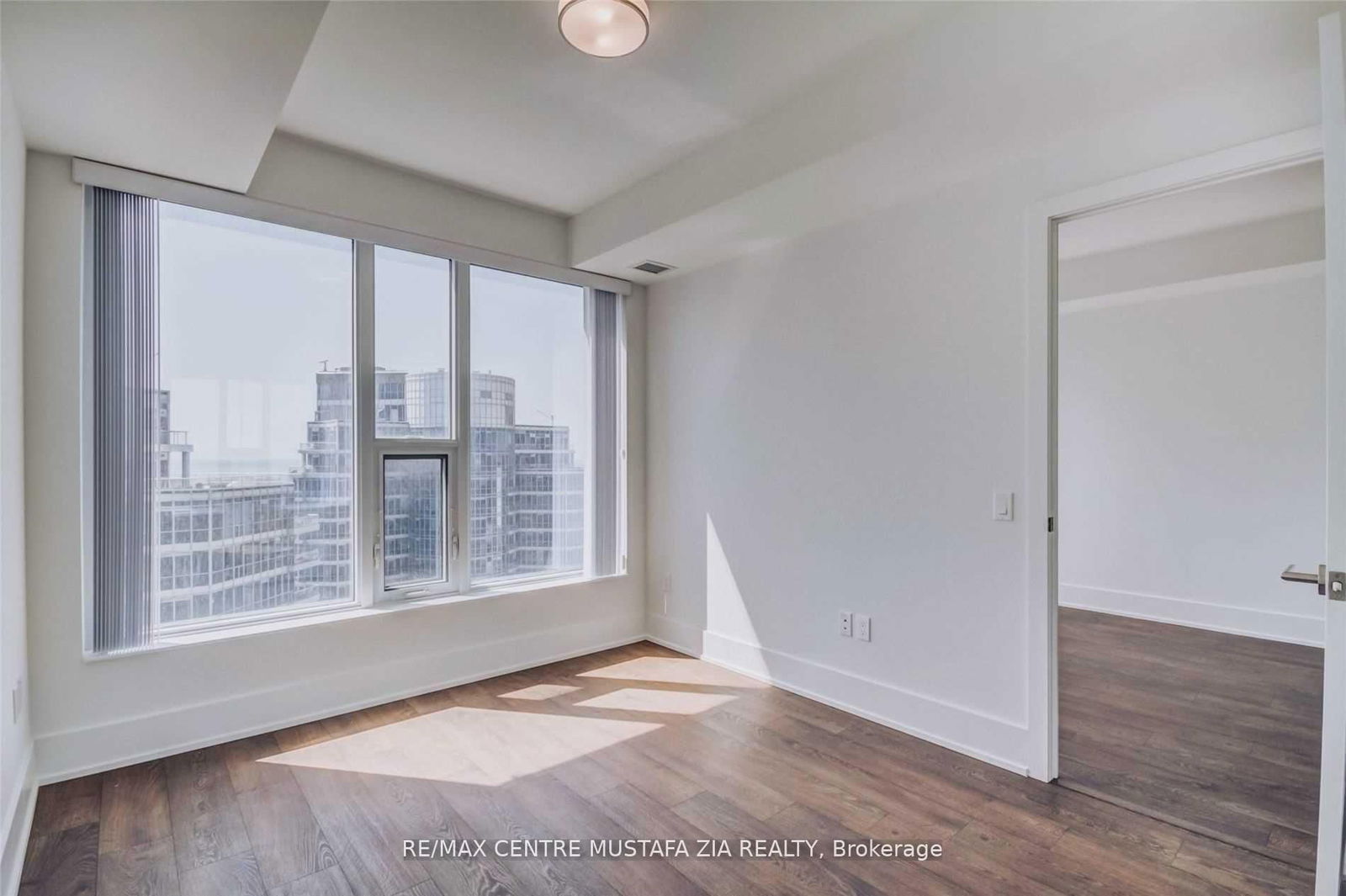 10 York St, unit 3609 for rent