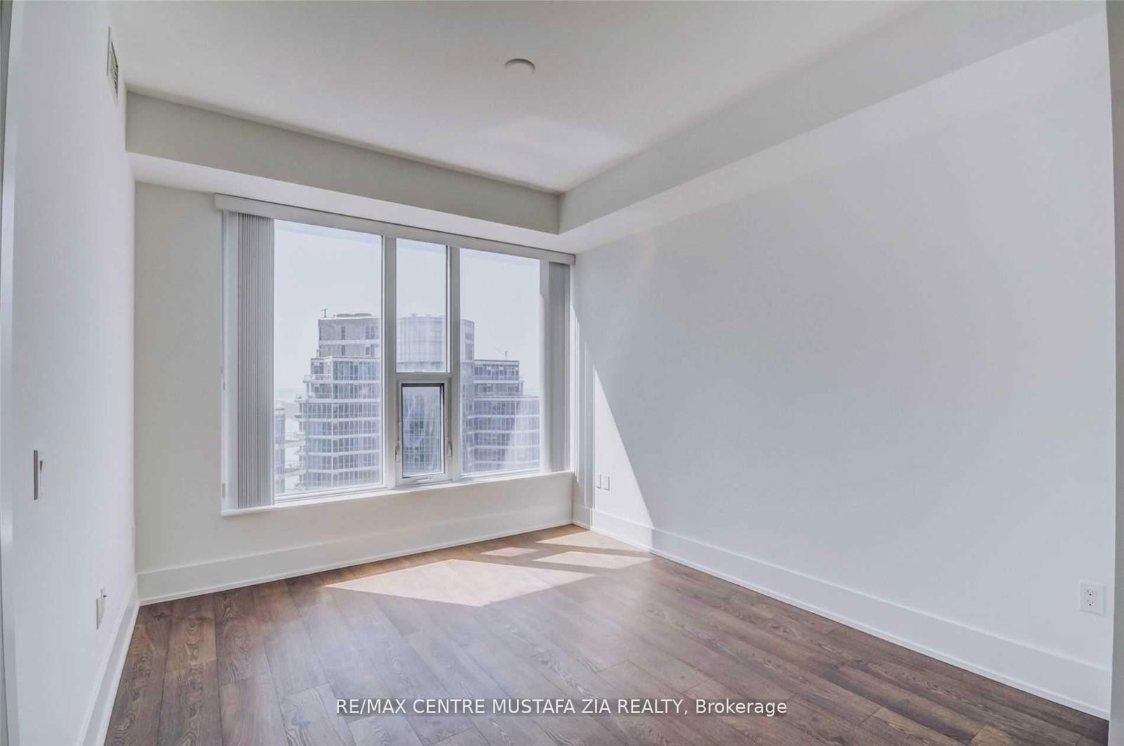 10 York St, unit 3609 for rent